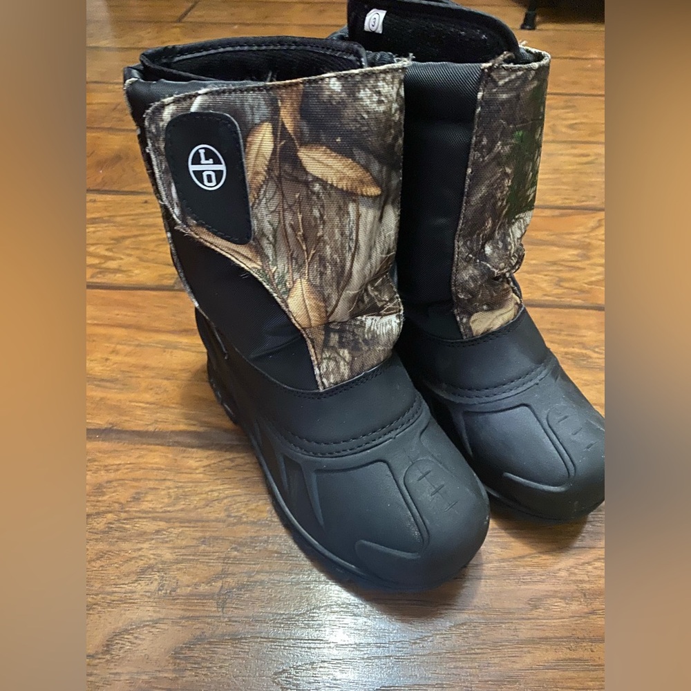 Kids Camouflage Snow Boots